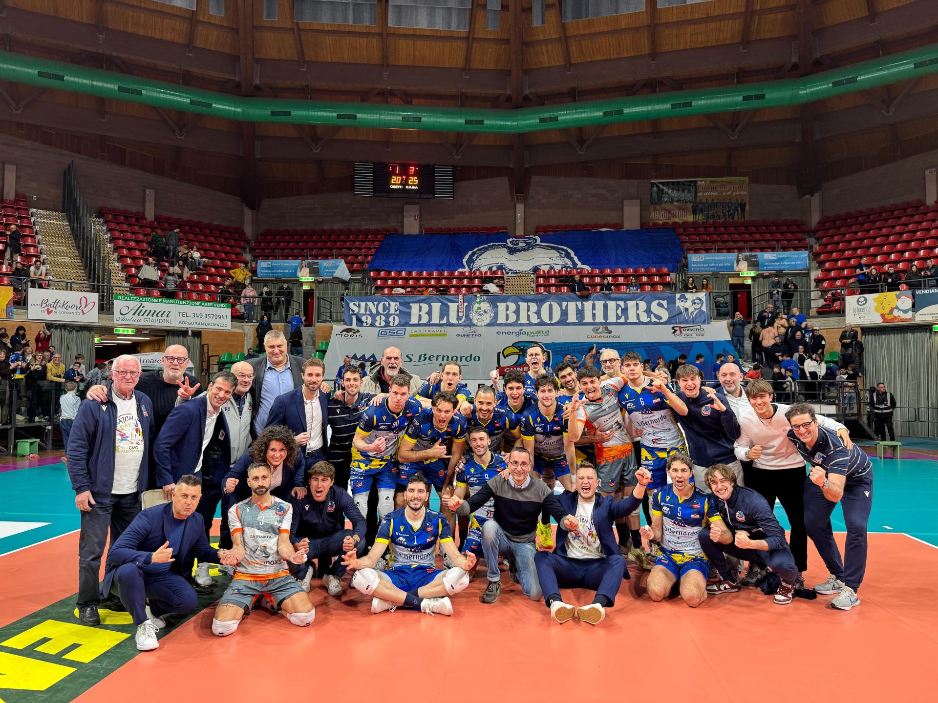 Foto vittoria Cuneo con Ganev