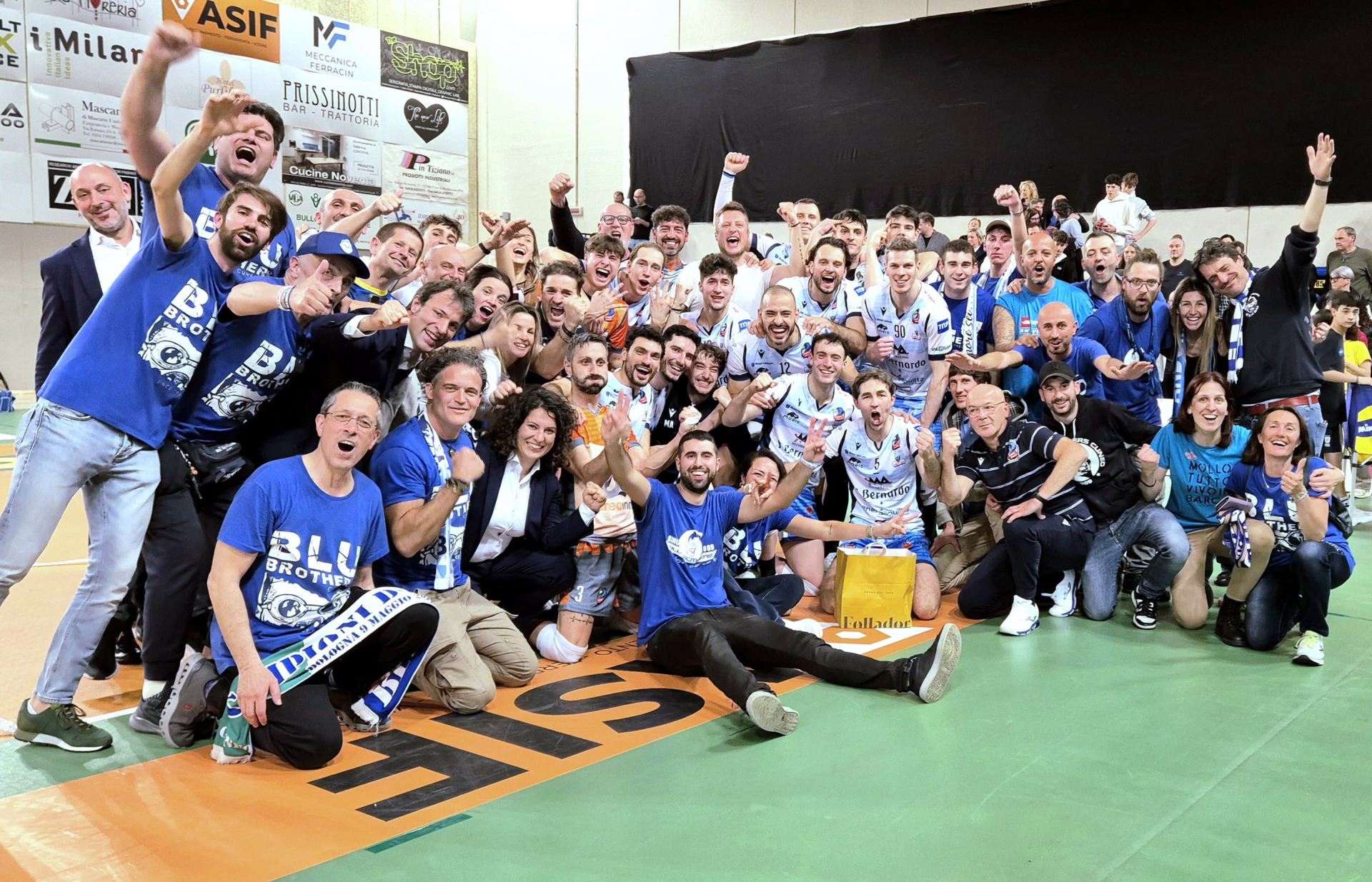 Cuneo vince 3-0 al PalaPrata ed è in Finale