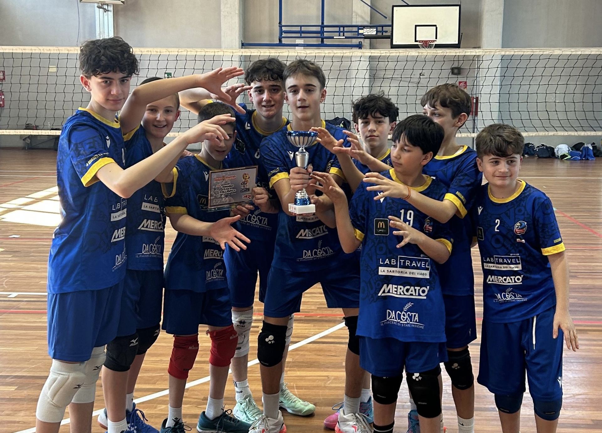 Pasqua sotto rete u132