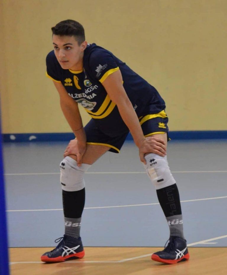 Dopo l’esperienza a Verona, torna lo schiacciatore Simone Oberto_2